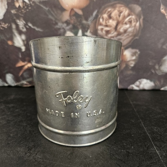Vintage FOLEY Flour Hand Sifter - Squeeze Handle - Made in USA - Picture 1 of 6
